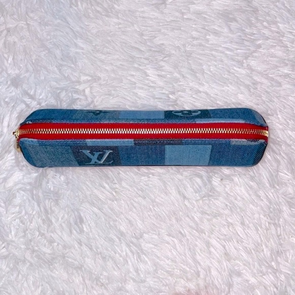 New Louis Vuitton Limited Edition Damier Denim Mono Patchwork Elizabeth Pouch - Picture 7 of 13